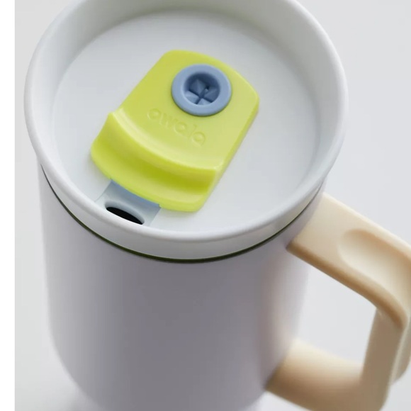 Brand new Owala 40oz colour lost in space - Picture 4 of 7